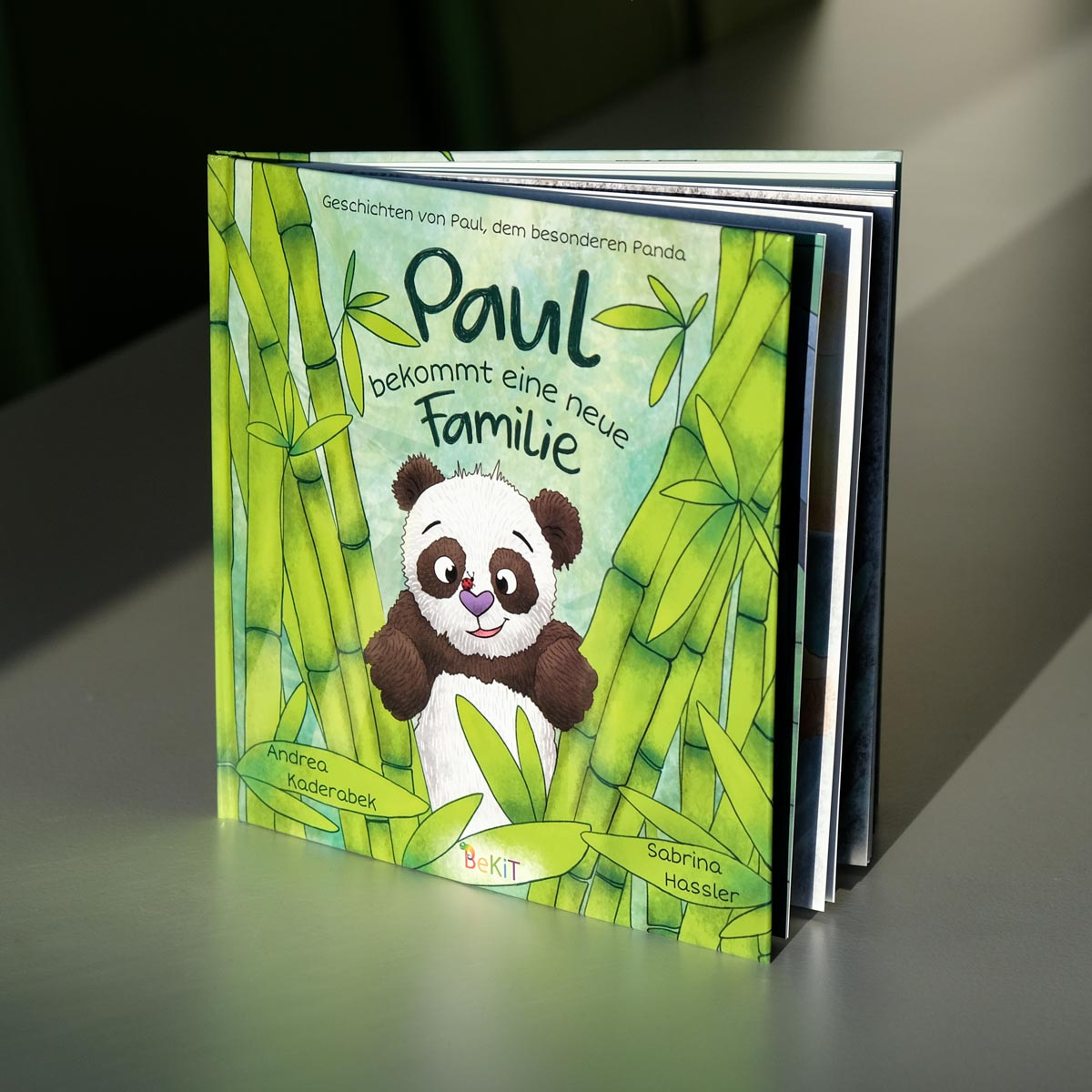 Kinderbuch-Illustration Panda Bambus
